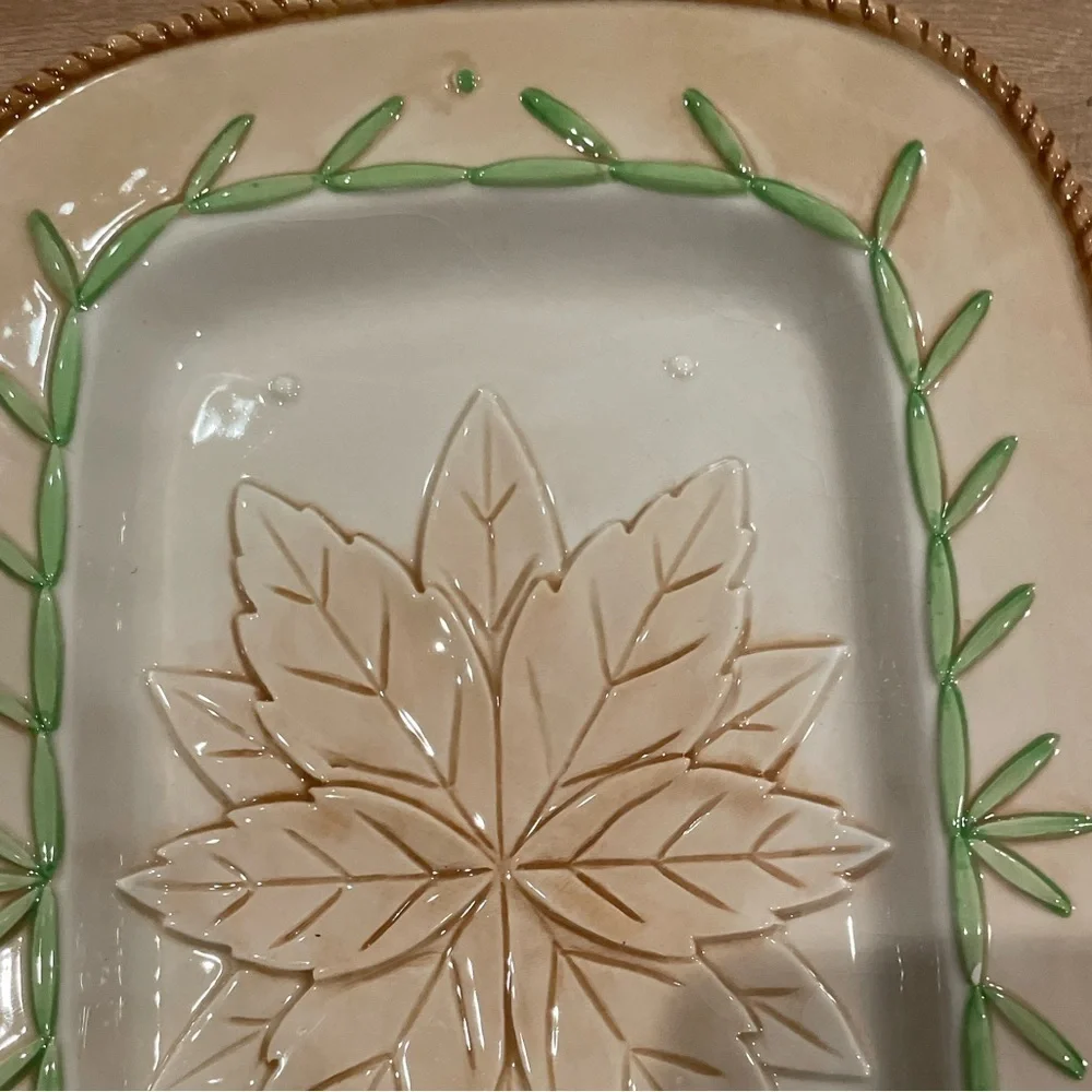 Fitz and Floyd Le Canard Classics VTG neutral leaf 2003 Rectangular Snack Dish